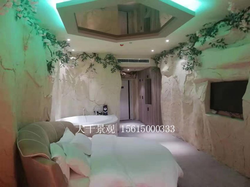 點(diǎn)擊查看詳細(xì)信息<br>標(biāo)題：綠植墻 閱讀次數(shù)：1583